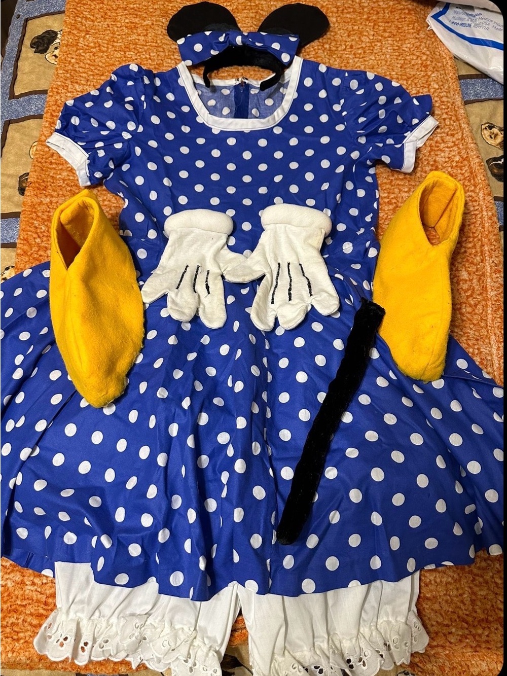 Complete Blue Minnie Mouse Cosplay Costume Set with Tail & Accessories – Size L